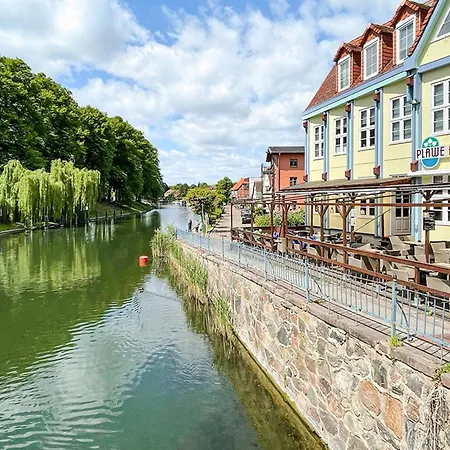 1 Semesterbostad Plau am See